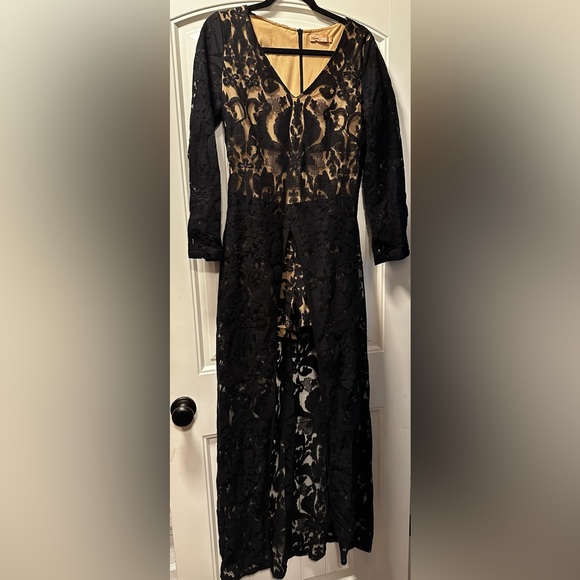 Stunning Romper Dress ✨ - Picture 3 of 5